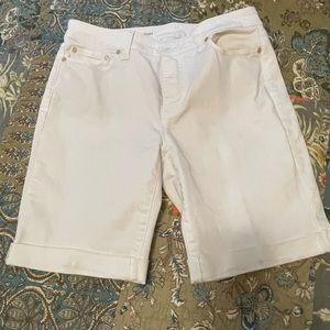 Talbots Girlfriend shorts, size 6
